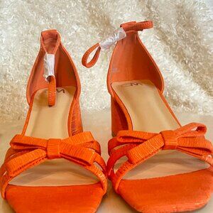 Chelsea Moreland Sabrina Heels in size 8 Orange Color Box no lid